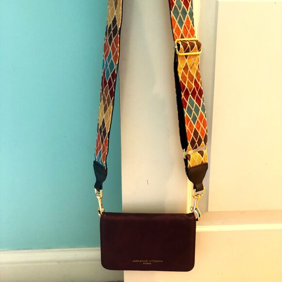 Adrienne Vittadini NWOT Burgundy Leather Crossbody RFID Harlequin Guitar Strap - Picture 4 of 12